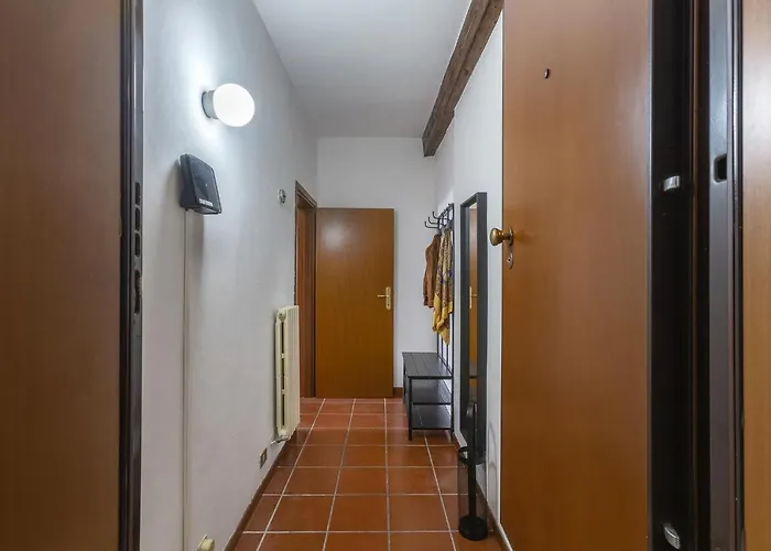 Appartement Guesthost - A 2 Min Dal Museo Della Cattedrale San Ferrara